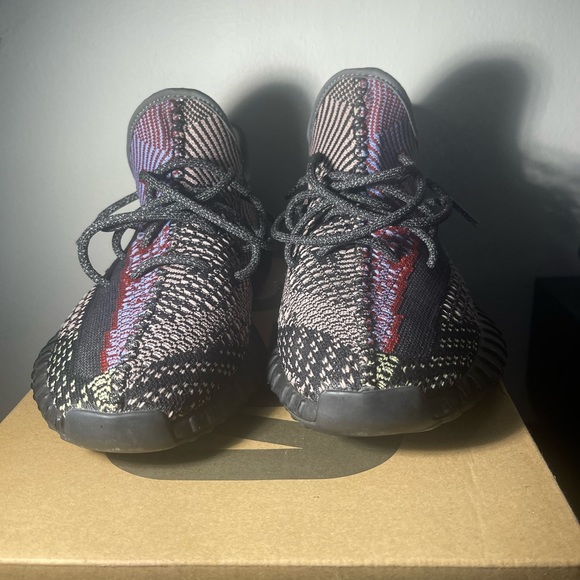 Yeezy Boost 350 V2 Yecheil